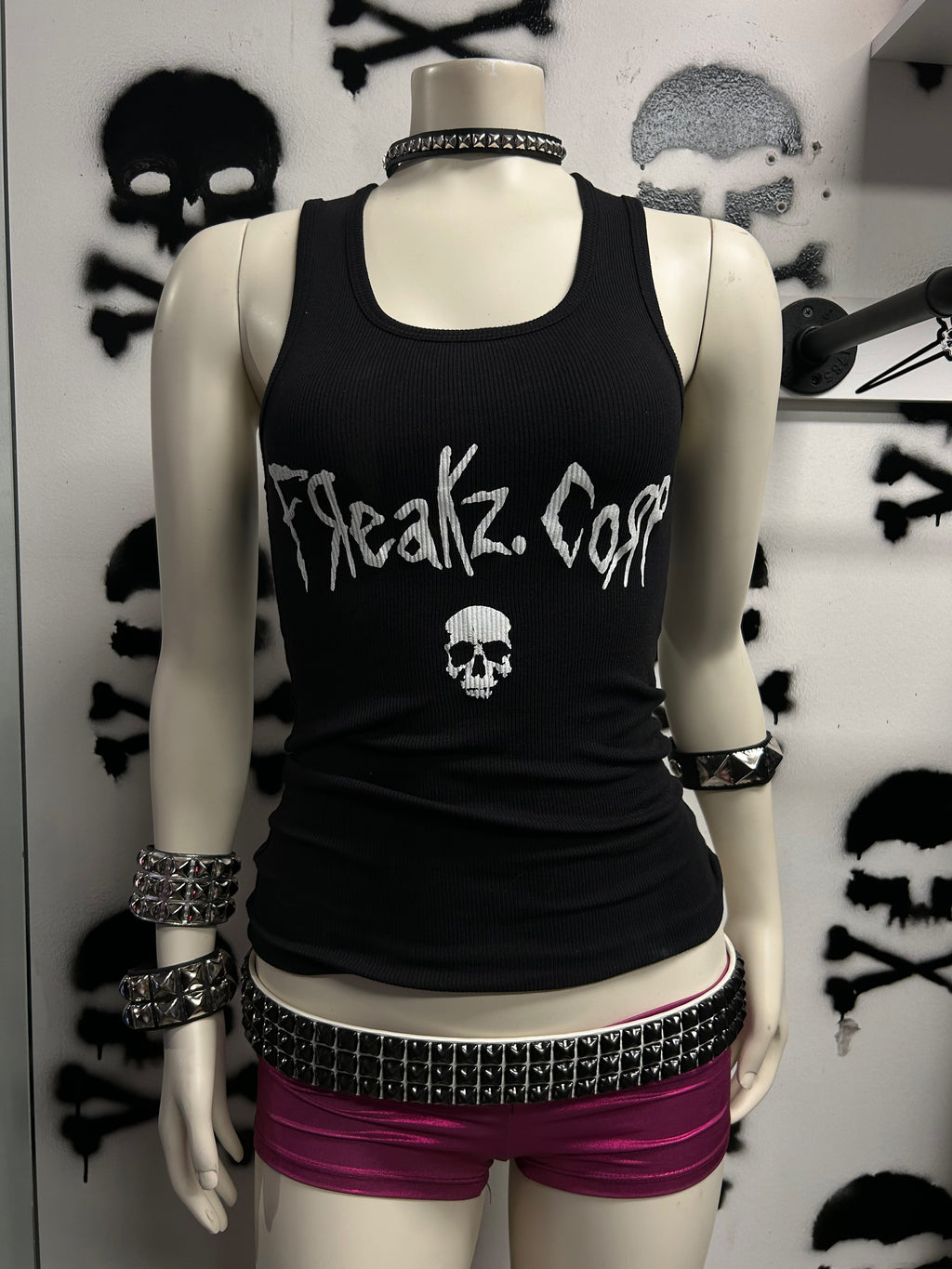 Freakz.Corp Wing Tank Top